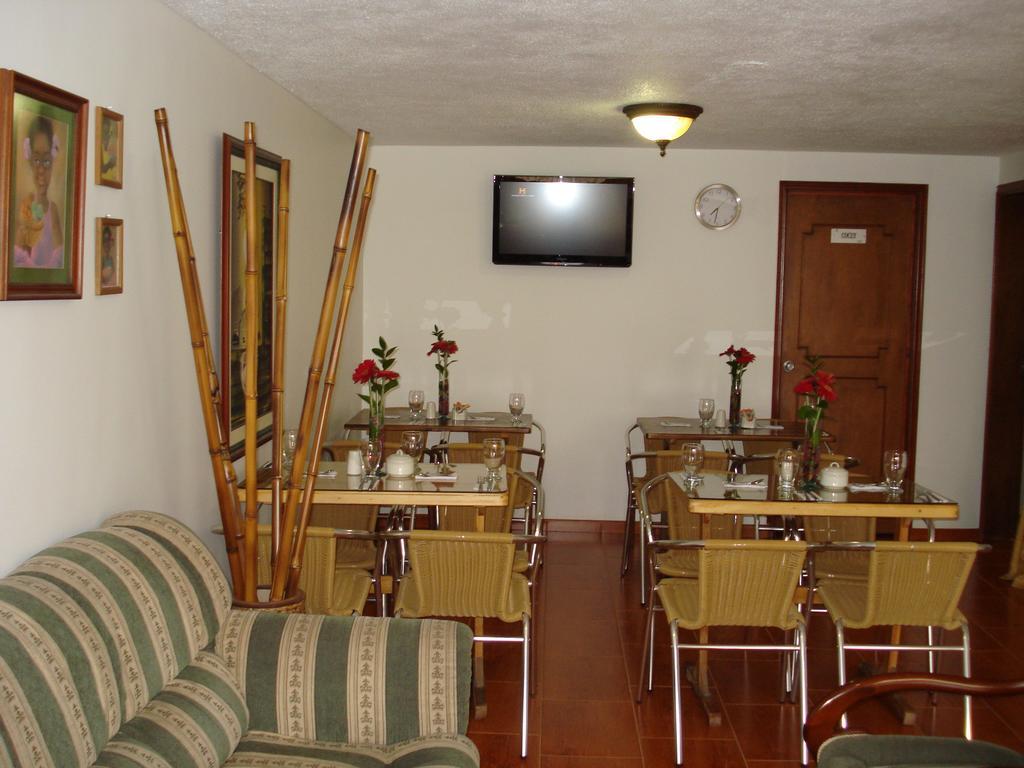 Casa Real 2* Bogota